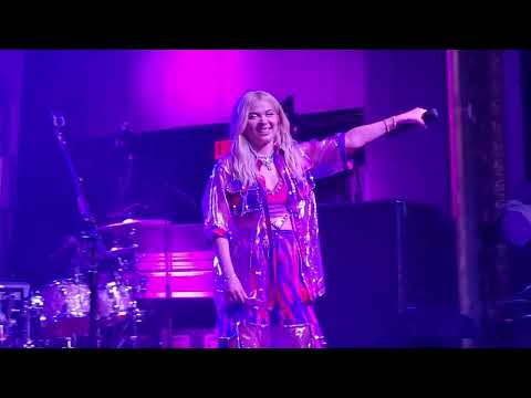 Hayley Kiyoko, Panorama Tour, Detroit: Determinate!!!! (Lemonade Mouth song, Sold Out Show)