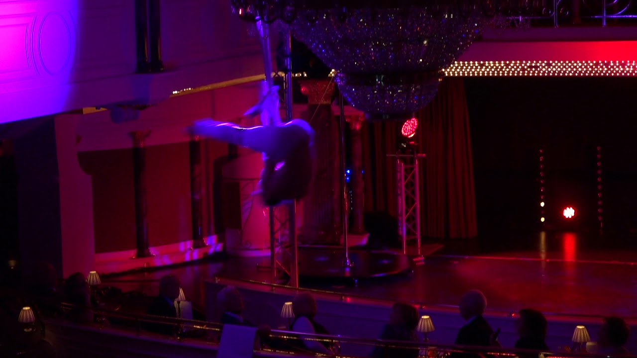 Akrobatischen Showact buchen | www.evenses.de