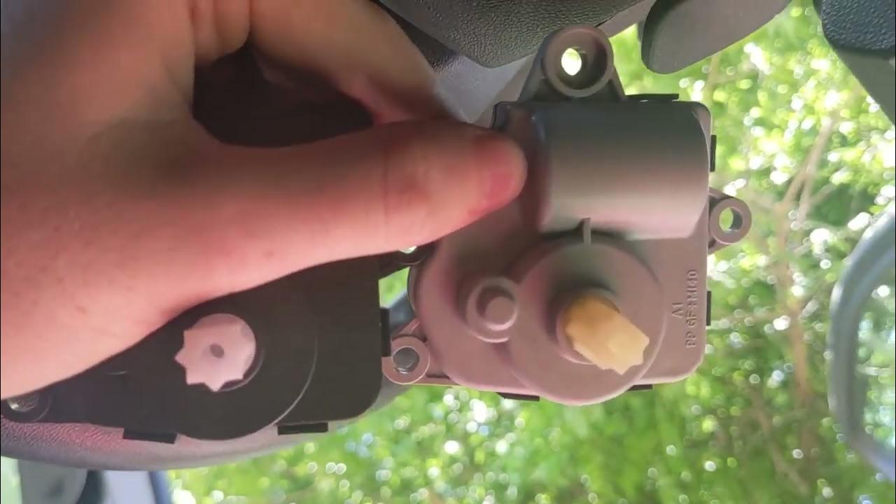 How to Replace the Mode Door Actuator in a 2014 Chevrolet Equinox YouTube