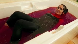 EXTREME JELLO BATH CHALLENGE (GIRL EDITION) !!!