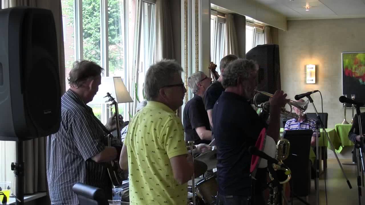 Old Ragged Jazzmen spiller frokostjazz i Skjern