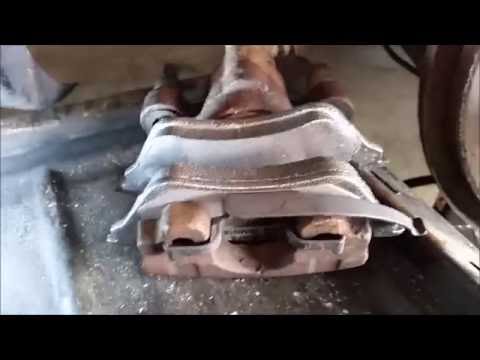 Chrysler Town and Country Rear Brake Replacement