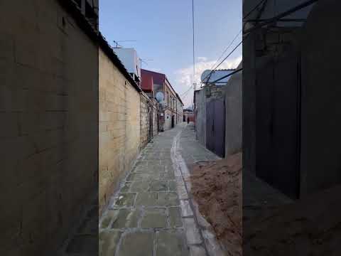 🏺narrow streets of