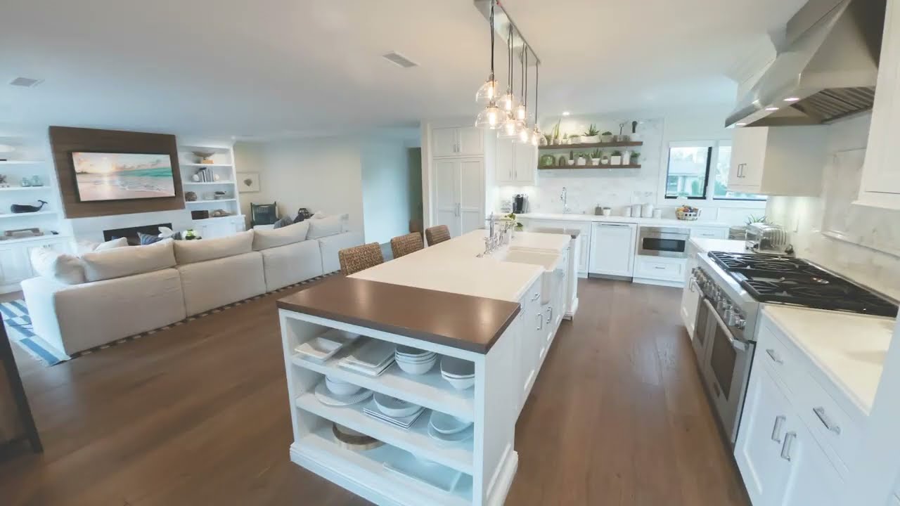 Prime Irvine Terrace Home Nestled Between PCH & Newport Harbor