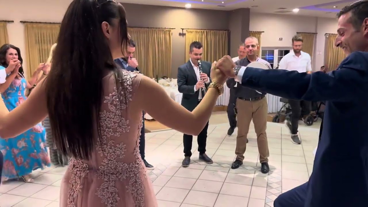 ΤΙ ΖΗΛΕΨΕΣ ΚΟΡΙΤΣΙ ΜΟΥ, ΣΠΥΡΟΣ ΠΑΠΠΑΣ,  ΓΙΑΝΝΗΣ ΖΙΑΚΟΣ ΚΛΑΡΙΝΟ,  ΚΑΛΑΜΠΑΚΑ ΣΕ ΒΑΦΤΙΣΗ ΑΠΟ ΤΗ ΒΛΑΧΑΒΑ