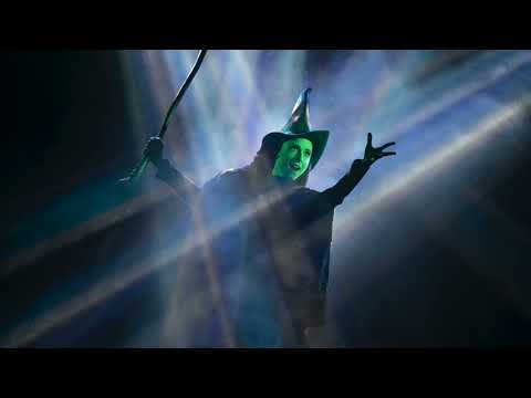 Lissa deGuzman Defying Gravity *NEW RIFF*