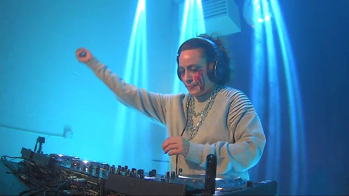 Jessica Herrera live from The Funktion House for C...