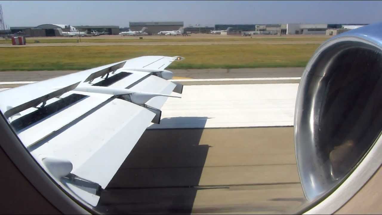 Business Jet Access BAC-111-419EP - Fly-by and Landing Rwy 13L at Dallas Love Field (DAL), USA