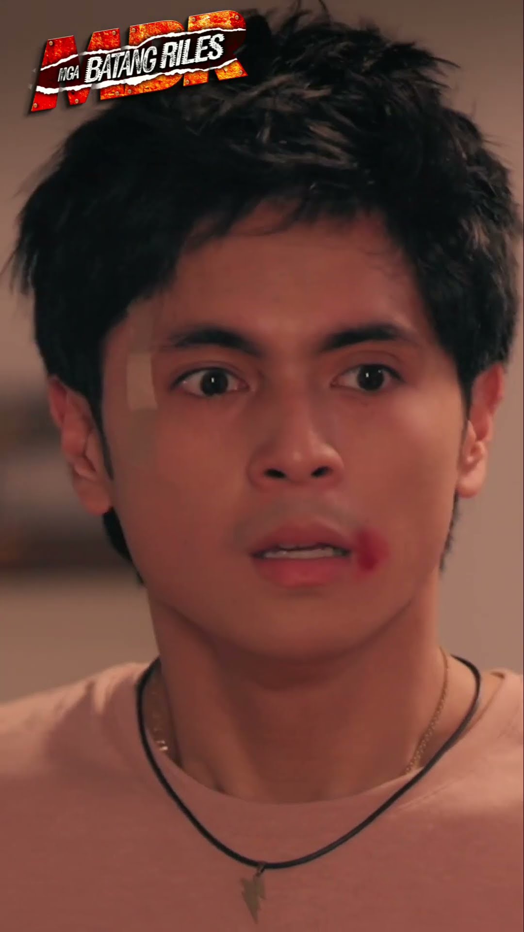 Nakatakas ang kalaban! #shorts | Mga Batang Riles