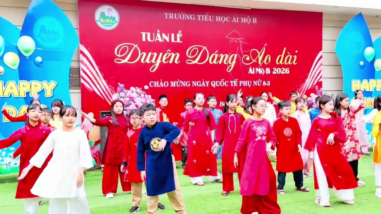 Vạn sự như ý/ Tuần lễ áo dài trường Ái Mộ B 2026