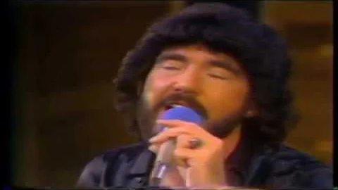 RANDY BARLOW PERFORMING ON THE PORTER WAGONER SHOW...