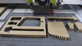 CNC Cardboard / Honeycomb Board Cutting Machine with Oscillating Cutter