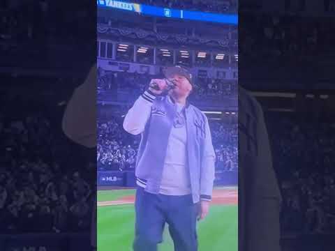 The Dodgers had Ice Cube perform. The Yankees had Fat Joe.  New York fell off bad. 😂😂😂