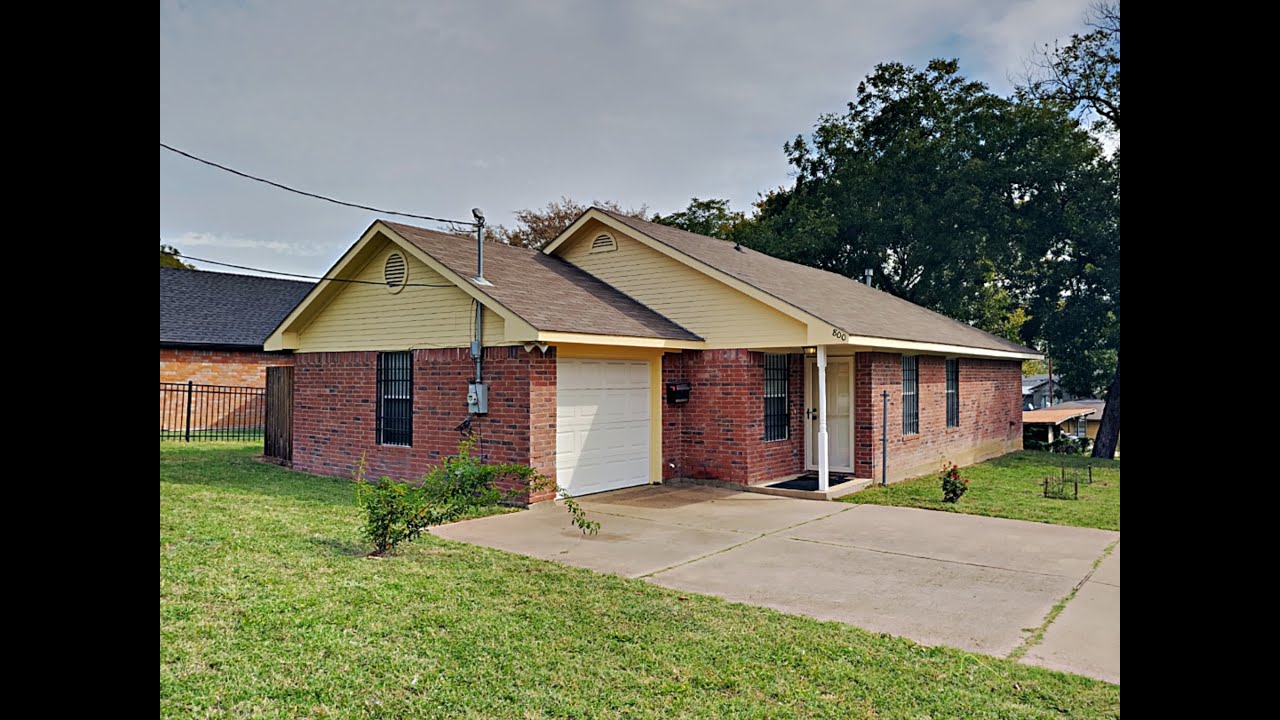 800 N Beckley Ave Dallas TX 75203 - Dallas Property Management