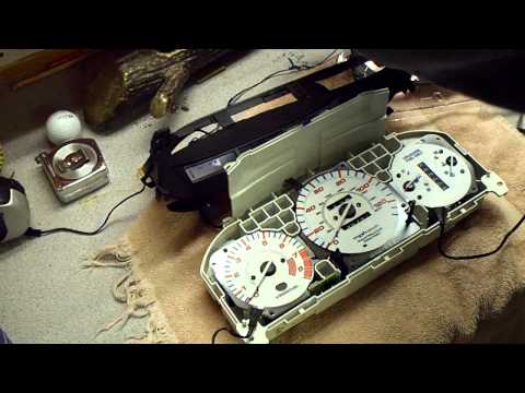 Install Reverse Glow Gauges on a Honda Civic Install Reverse Glow Gauges on a Honda Civic