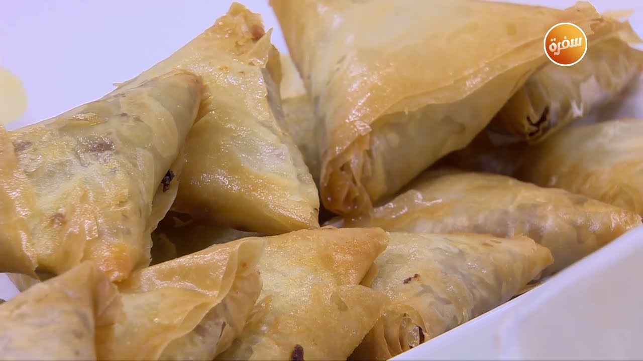 سمبوسك جلاش باللحمة والجبنة  | نجلاء الشرشابي