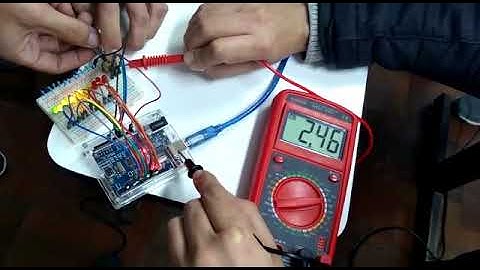 Arduino Uno - Conversor AD + Sequecial de LEDS