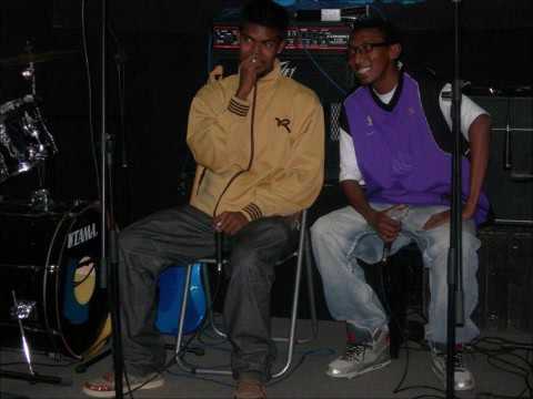 camera iphone 8 plus apk YOUNG JERRY , NGAHMATOA , NICALS - Ny ego tsy mety Dead ( Official Audio )