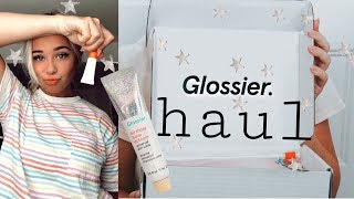 GLOSSIER MAKEUP HAUL // UNBOXING