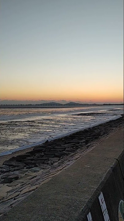 Watching winter sunset @ Inchon Yeong Jeongdo Seaside Park