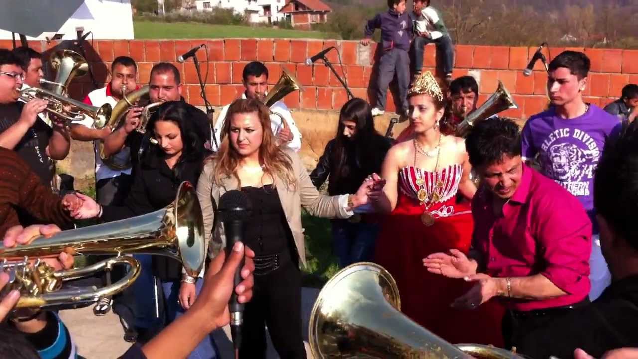 Jelasnica April  Marjan & Hanuma