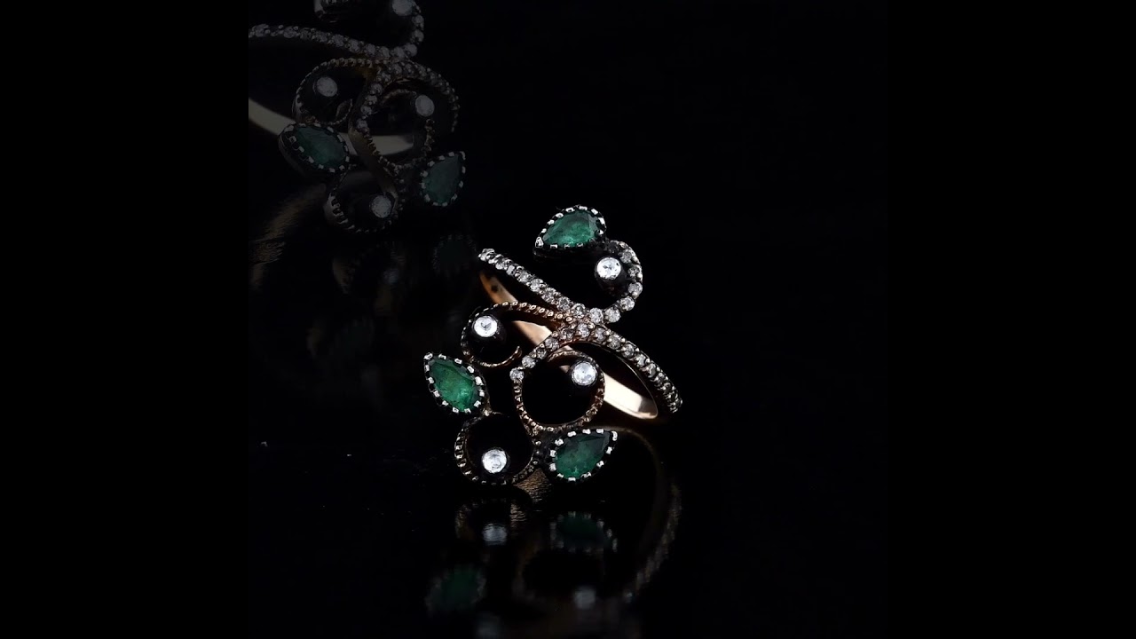 0.77 Karat Pırlanta Zümrüt Yüzük