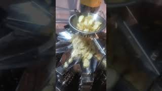 Potato chips packing machine in Zimbabwe Chips packing machine manufacturer in Mozambique