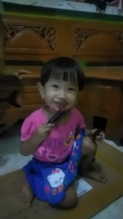tante sama keponakan podo2 konyole.....