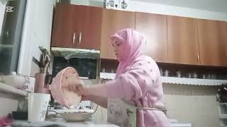 Mi̇safi̇ri̇m Geldi̇.gerçekten Çok Komi̇ksi̇ni̇z