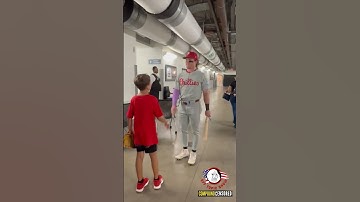Karen Snatches Home Run Ball from Kid at Phillies Game
