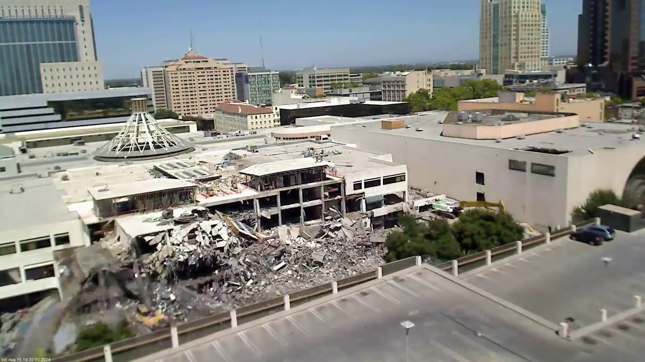 Sacramento Downtown Plaza Mall demolition - August 2014