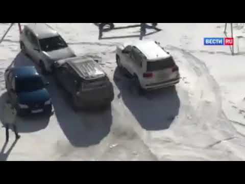 Video: Չելյաբինսկի Կոմսոմոլսկայա հրապարակ՝ փառքի վայր