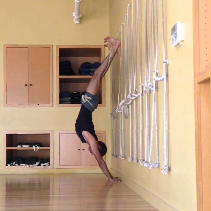 Hanging in the ropes - YouTube