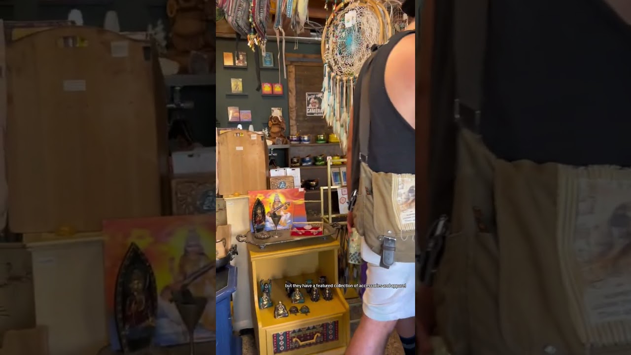 This little metaphysical shop is my favorite in Florida! The selection of crystals is amazing and