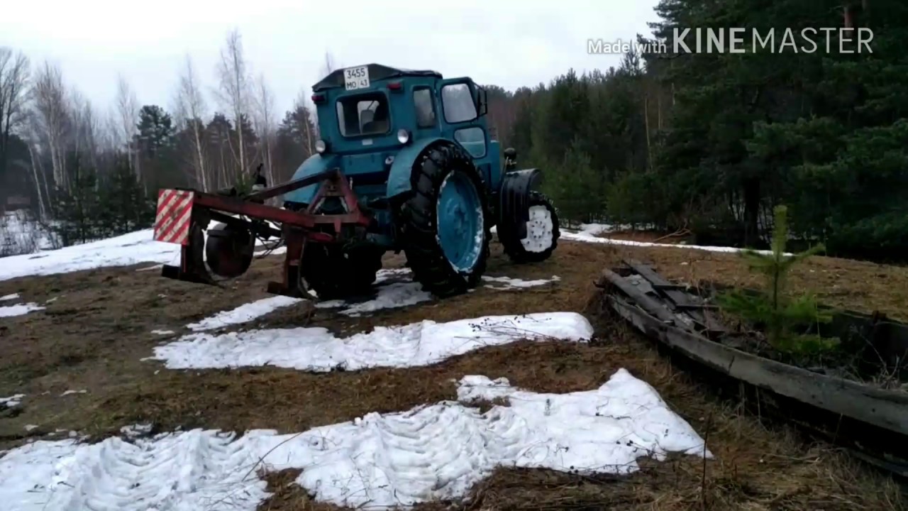 На какой передаче пахать. ЛТЗ Т-40 С плугом. Трактор т40 с плугом ПЛН. Т 40 ам с плугом. Пахота т-40.