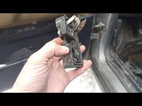 Фольксваген пассат б5 задняя дверь. Как открыть заднюю дверь пассат б5. Тойота прадо 150 заклинила не открывается боковая дверь что делать. Проводка двери пассат б5. Как открыть заднюю дверь пассат б5.