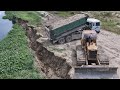 Big 25T Dump Trucks Loading Soil With Strong Dozer Pushing Bury Crack 