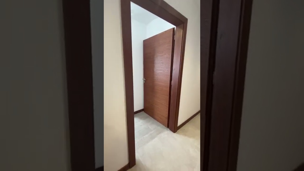 Habitacion 2. Arriendo Departamento 2 dormitorios Cumbayá. tefl 0999214020.
