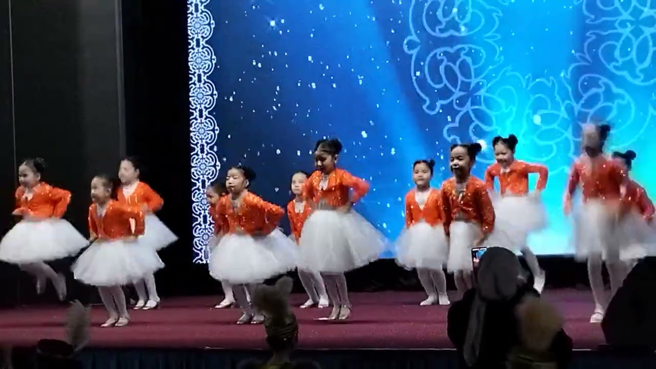 Айбибі биден конкурсқа қатысып жатыр. 