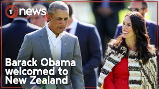 Barack Obama receives once in a generation official welcome to New Zealand | 1News