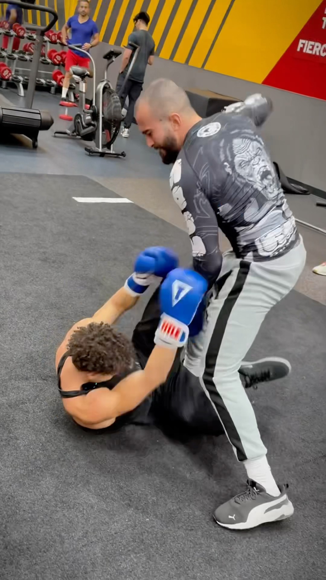I challenged an mma fighter for $1,000..?‼️