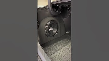 Car subwoofer bass, 12"  JL AUDIO W0