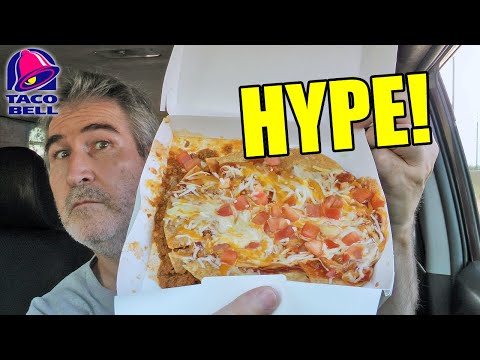 TACO BELL MEXICAN PIZZA IS BACK! | 2022 Review  🌮🔔🍕