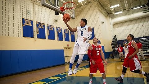 Kỹ thuật layup ngược trong bóng rổ (Reverse layup)