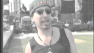 U2 -  Soundcheck MTV News Segment Hershey Stadium August 4 1992