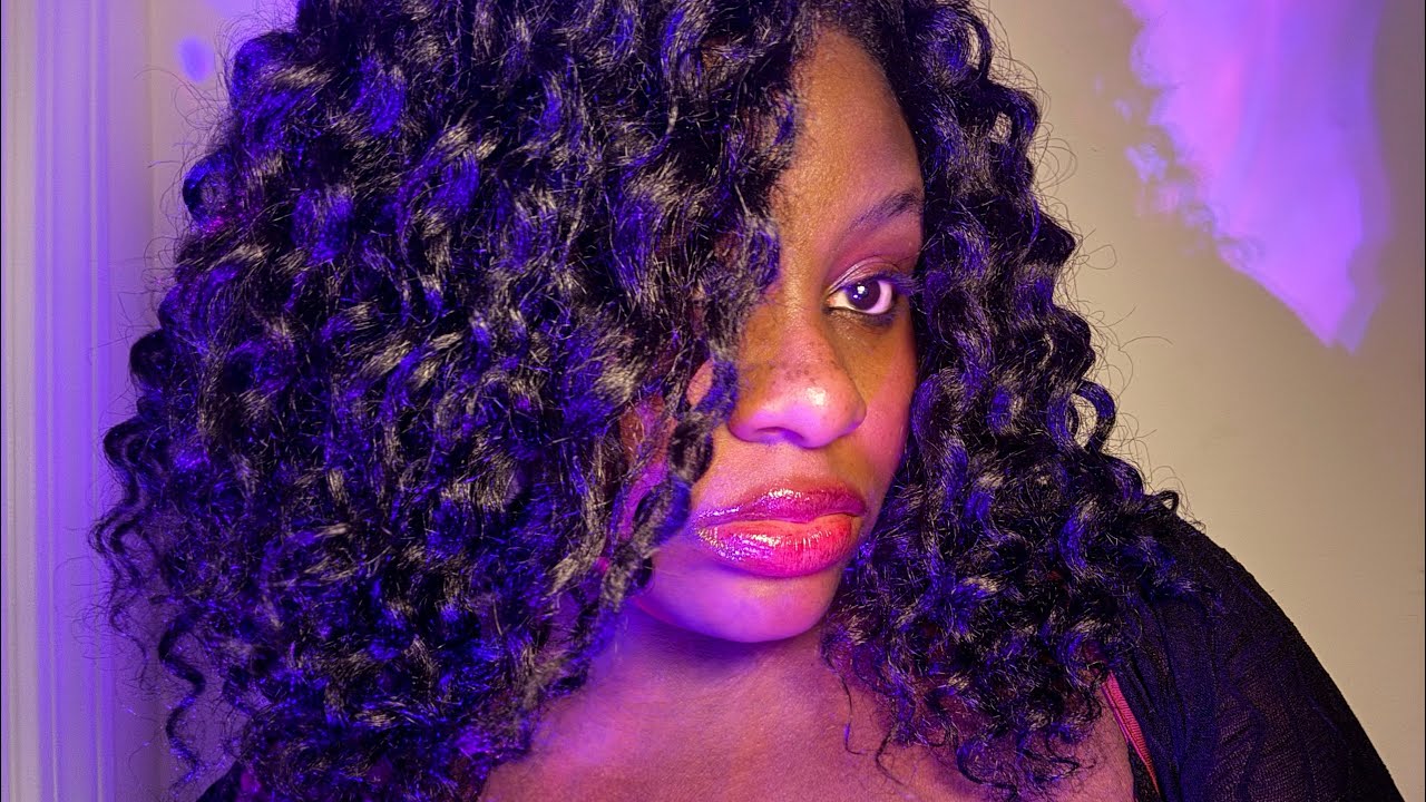 ASMR Tingly Echoed Mouth sounds and Visual Triggers💜🩷