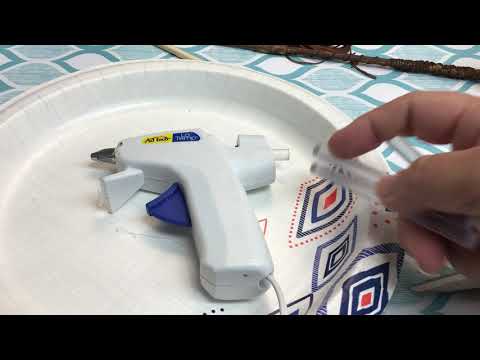 How to Make a Magic Wand with a Chopstick and Hot Glue