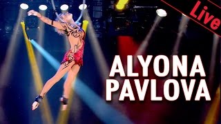 Alyona Pavlova - Cerceau Aérien / LE PLUS GRAND CABARET DU MONDE