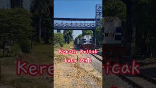 KERETA KRICAK LOKO WNB #keretaapi #indonesianrailway