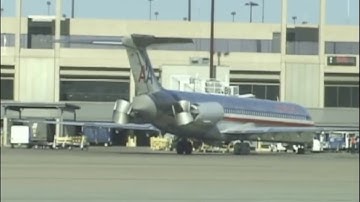 Plane Use Reverse Thrust To Push Back